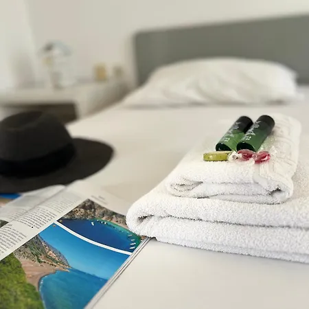 Apart-hotel Manine 3*