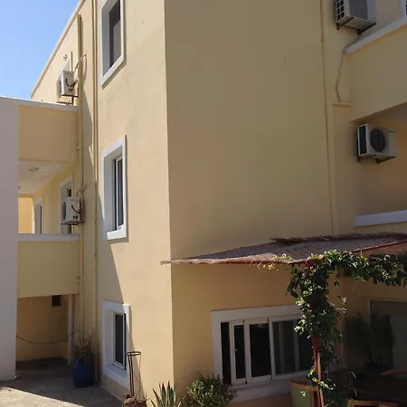 Apart-hotel Manine Cós