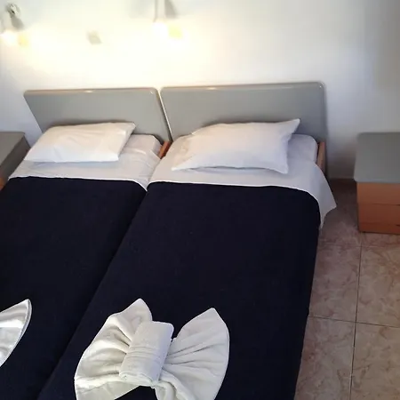 Apart-hotel Manine