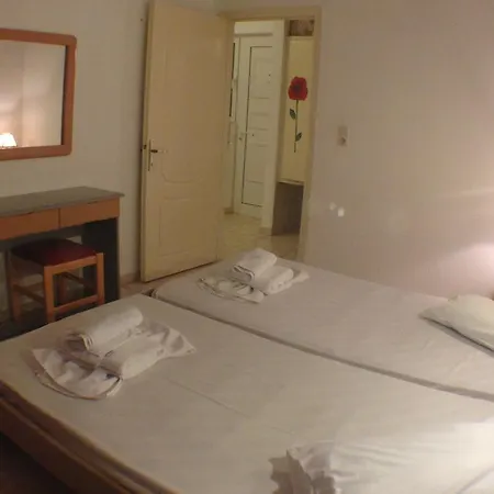 Apart-hotel Manine 2*