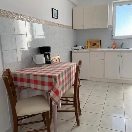 Apartahotel Manine Cos