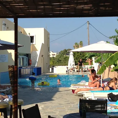 Manine Apartahotel Cos