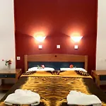 Manine Apartmanhotel 3*