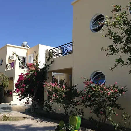 Manine Hotel apartamentowy 3*